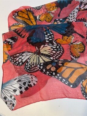 chic Coral Butterfly Print Lightweight Wrap